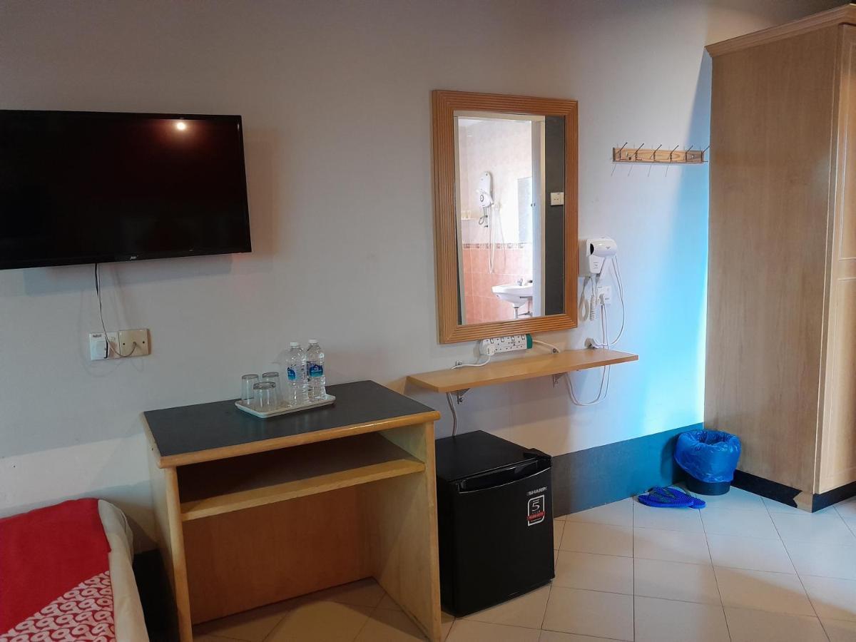 V Hotel Teluk Intan Ngoại thất bức ảnh